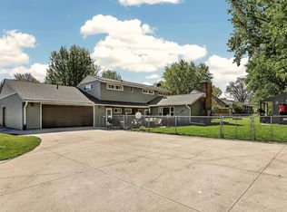 305 4th Ave NW, Dodge Center, MN 55927