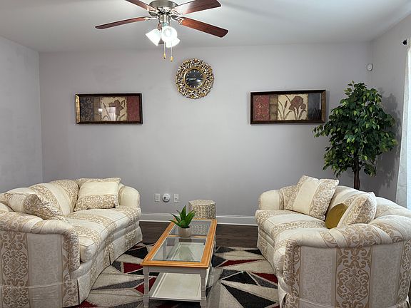 3rd image of 510 Harpeth Park Dr