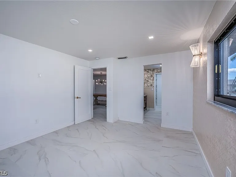 618 Santa Margerita Ln — Photo 19