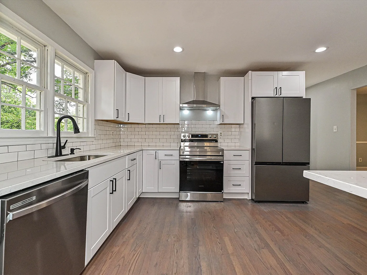 3 bed, 1741 sqft, $3,750 — Photo 4