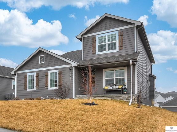 3rd image of 4508 Lawnwood Dr