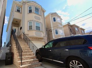 23 Davis St #1, Harrison, NJ 07029