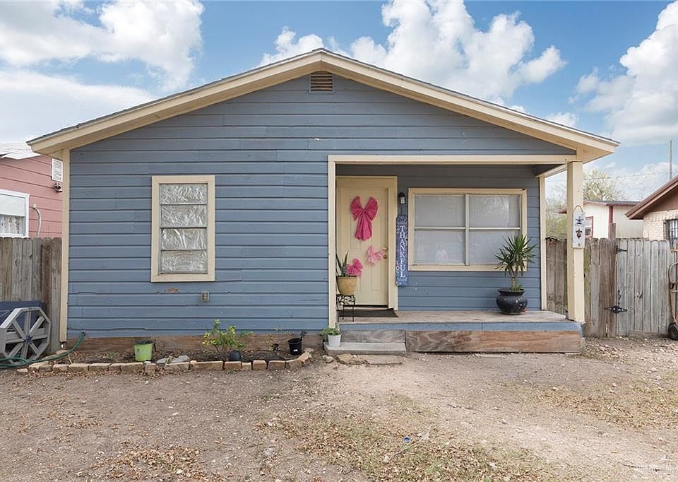 1st image of 306 Huerta St