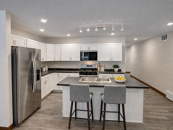 4th image of 9534N Autumn Lane