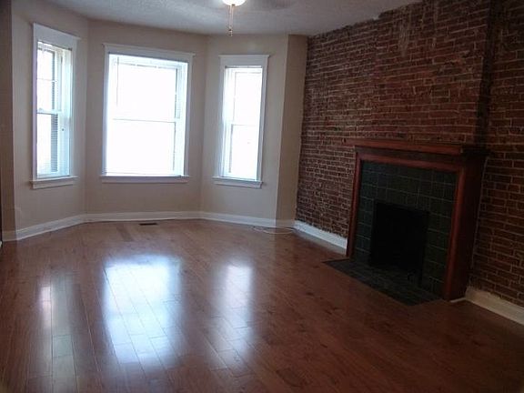 4th image of 4929-4933 McPherson Ave #A
