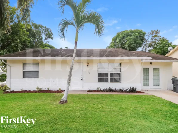 6126 Arcade Ct, Lake Worth, FL 33463