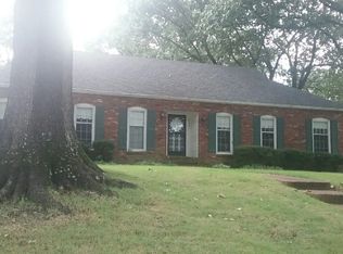 1753 Oak Hill Rd, Germantown, TN 38138