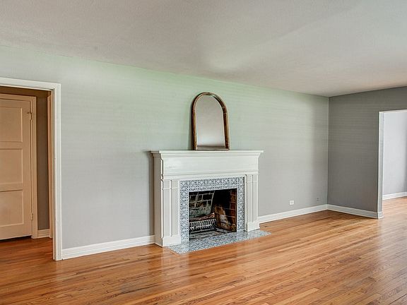 2nd image of 3233 Colgate Ave