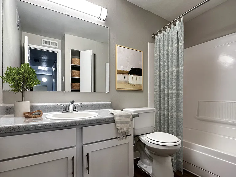 Villas on 76th — Photo 21