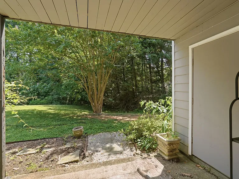 2900 Heathstead Pl #I — Photo 24