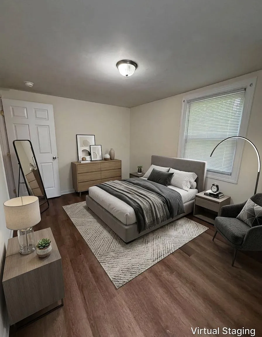 2 bed, 1.0 bath, $1,200 — Photo 4