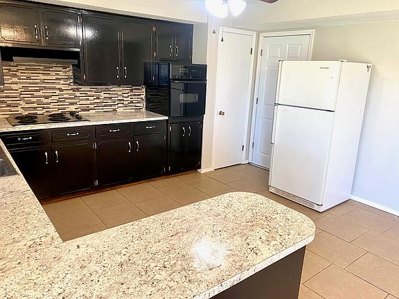 5th image of 3609 Antelope Dr
