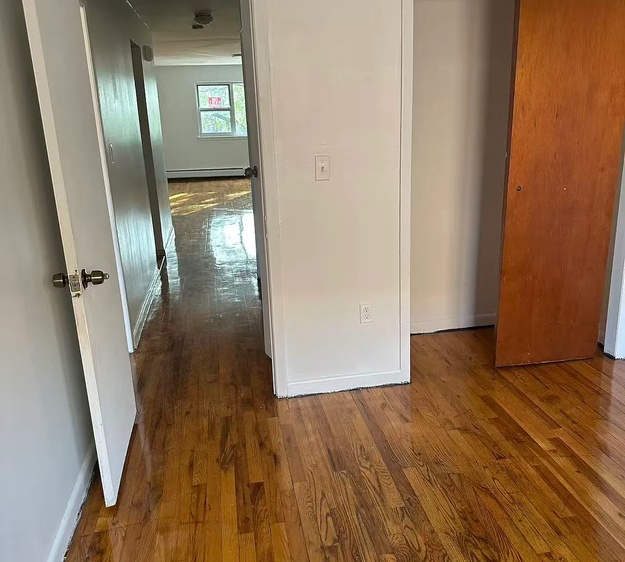 3 bed, 1.5 bath, 1500 sqft, $3,500 — Photo 1