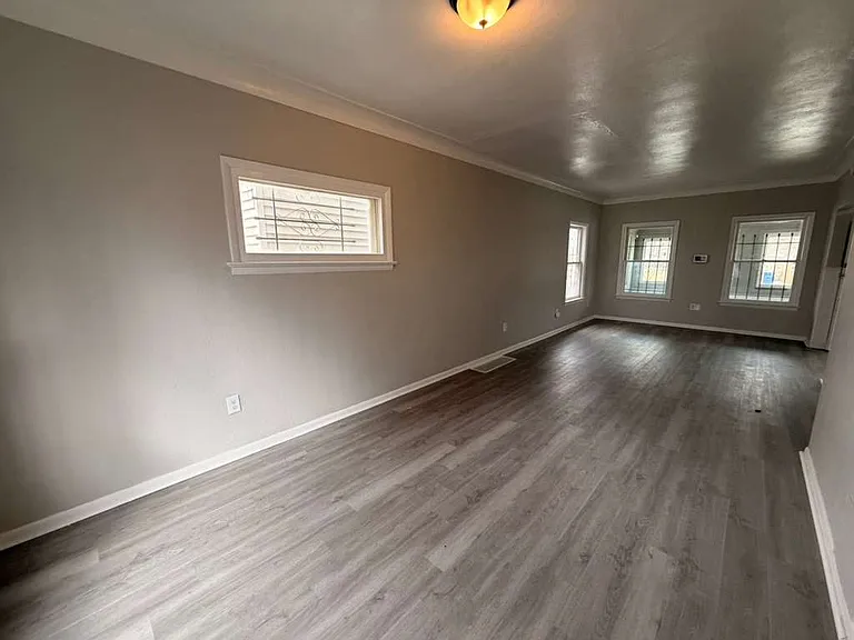 3103 Cottage Ave — Photo 7