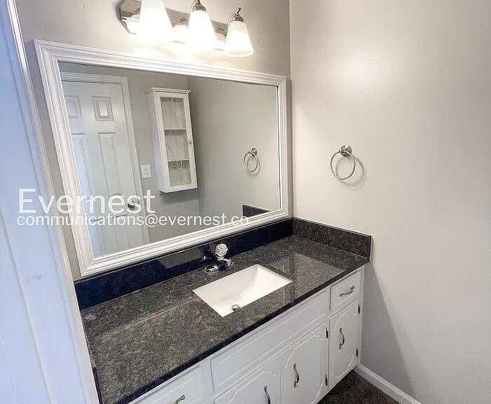 1035 Summerhaven Rd — Photo 12