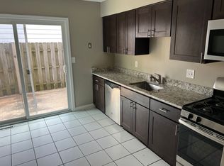 3220 N Bartlett Ave APT D, Milwaukee, WI