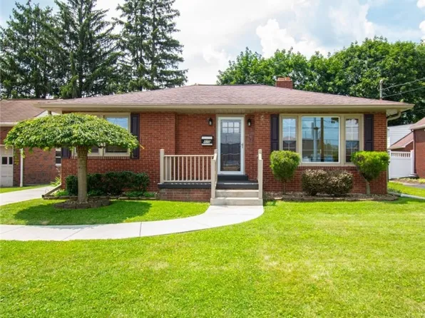 415 Foch St, Ellwood City, PA 16117
