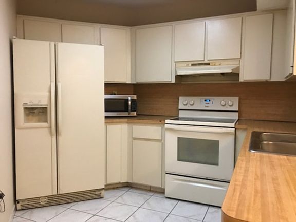 2nd image of 9445 Fontainebleau Blvd APT 203