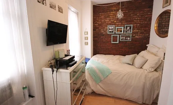 Rented by LJ Sloane Management | media 57