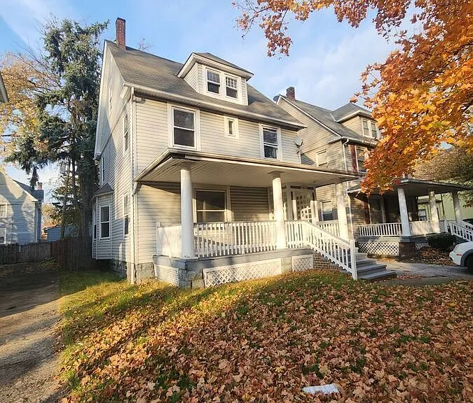 10615 Tacoma Ave — Photo 39