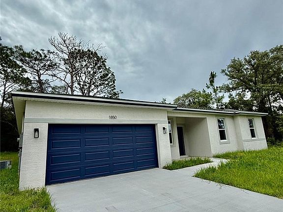 2nd image of 1850 W Hialeah Dr