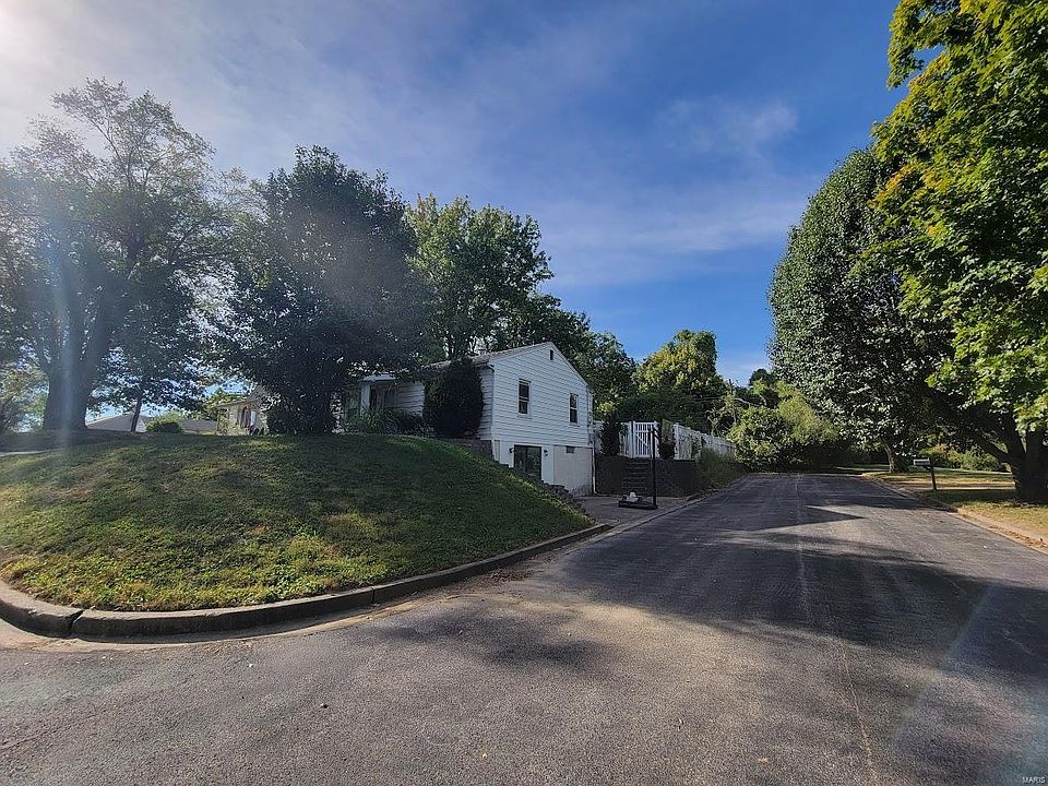 40 Lark Ave, Saint Charles, MO 63301 Zillow
