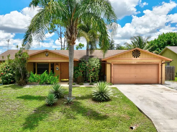 2041 SW Susset Lane, Port St Lucie, FL 34953