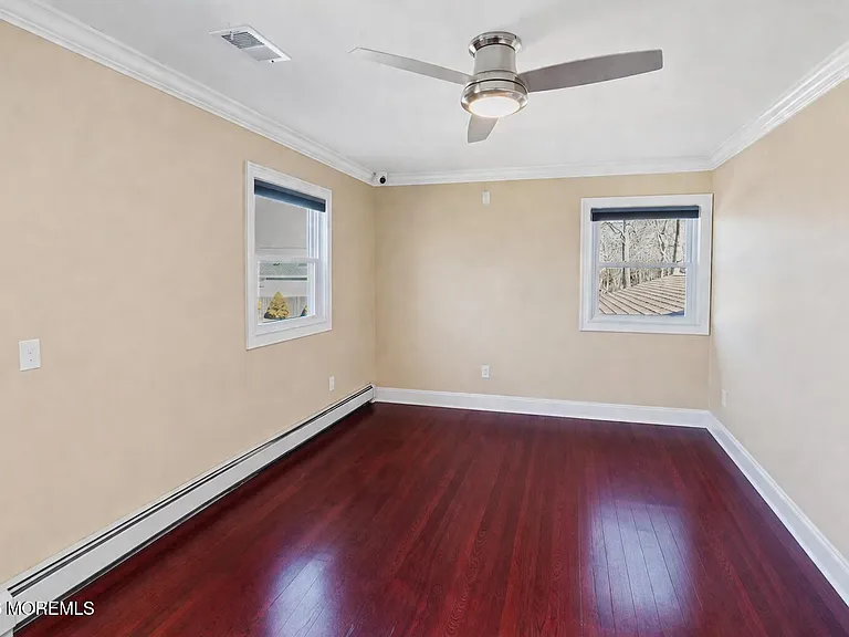 437 Adamston Rd — Photo 28