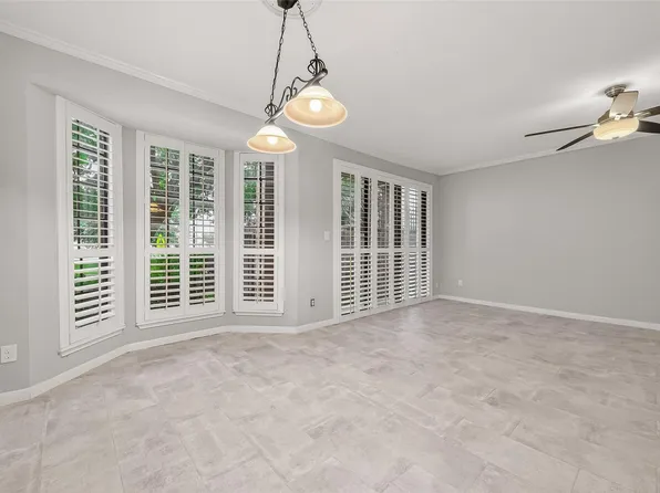 2400 N Braeswood Blvd APT 129, Houston, TX 77030