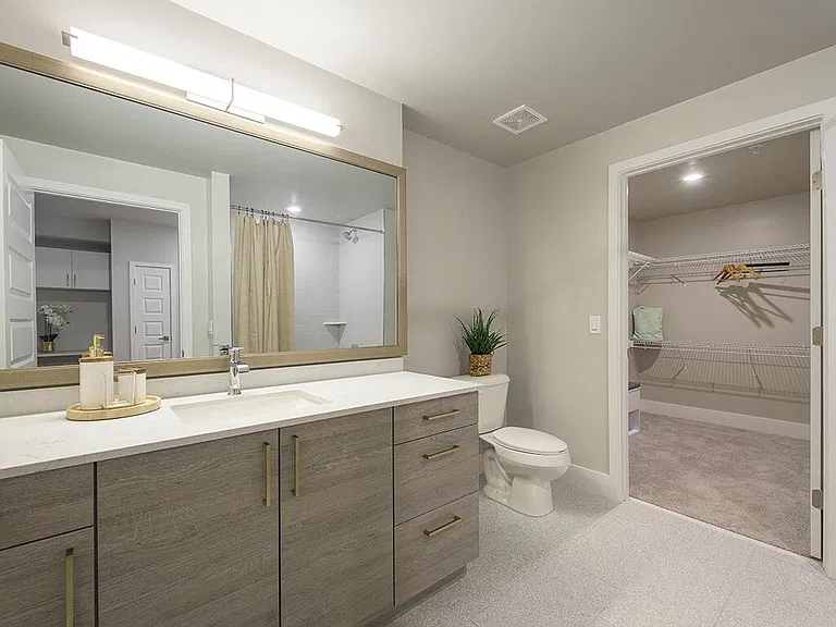 Treo Apartments — Photo 6