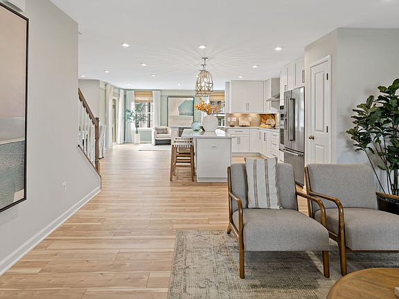 2nd image of Fontana Cir Homesite 614