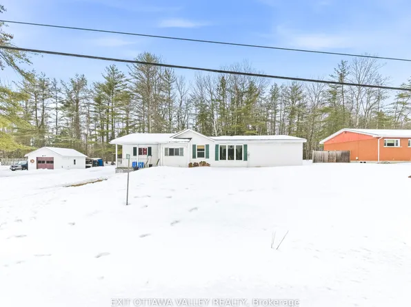 32848 State Highway 17, Laurentian Hills, ON K0J 1P0