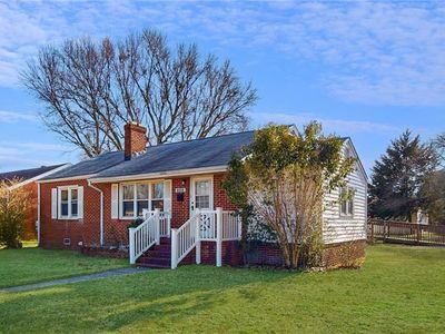 1813 Canterbury Rd, Hampton, VA, 23666