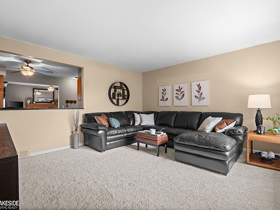 5th image of 32344 Firwood Dr