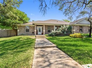 11 Doc Holiday Dr, Morgans Pt Resort, TX 76513