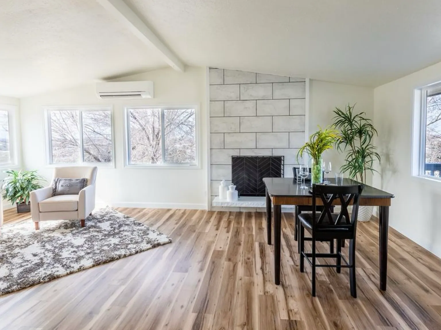 3 bed, 1.5 bath, 1500 sqft, $1,700 — Photo 4