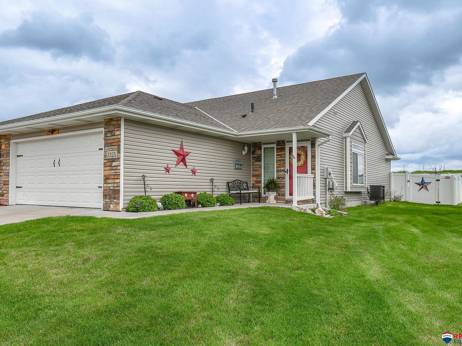 3325 N 89th St, Lincoln, NE 68507 | Zillow