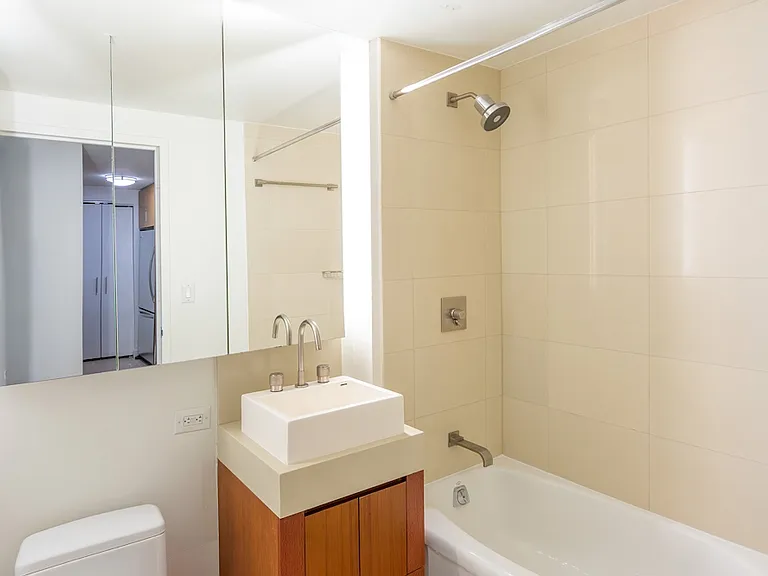450 W 17th St #803 — Photo 4