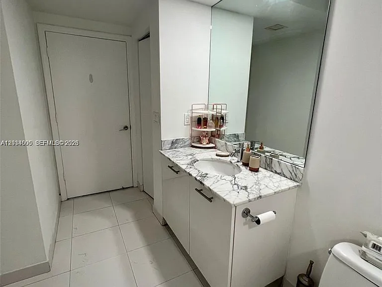 500 Brickell Ave #1410 — Photo 18