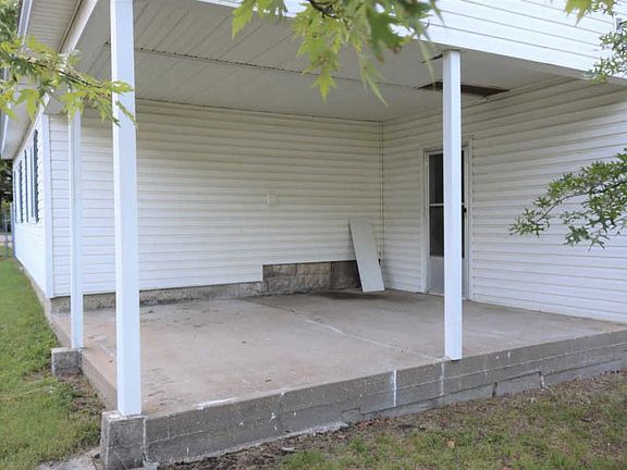 3rd image of 1623 Joplin St