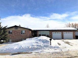 808 Sapphire Ct, Kemmerer, WY 83101