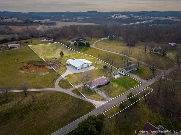 525 Sky Park Drive NE, Corydon, IN 47112