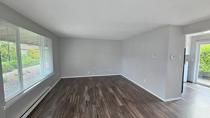 4315 S Warner St — Photo 4