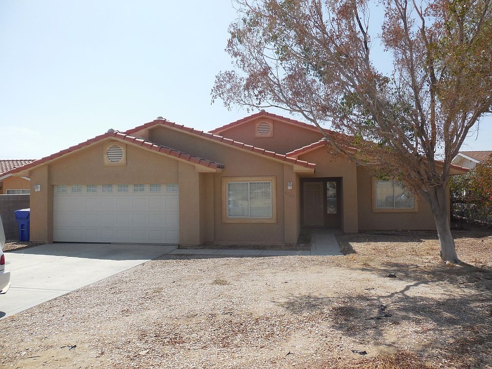 1st image of 66641 Yucca Dr