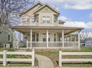 415 E Market St, Red Bud, IL 62278