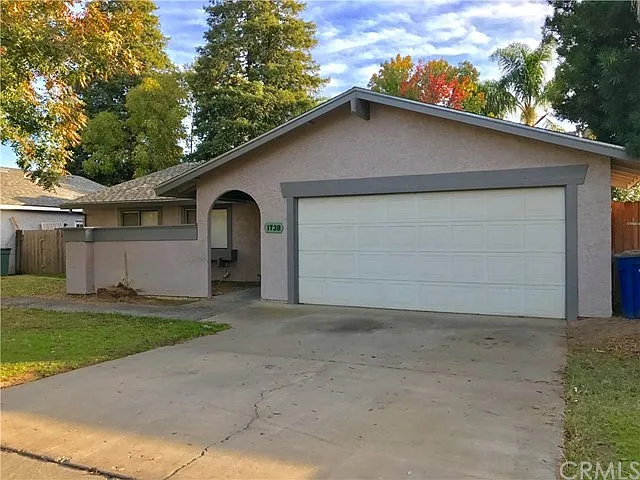 1738 E Alexander Ave photo 1