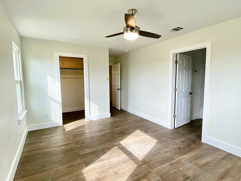 10888 State Park Rd — Photo 19