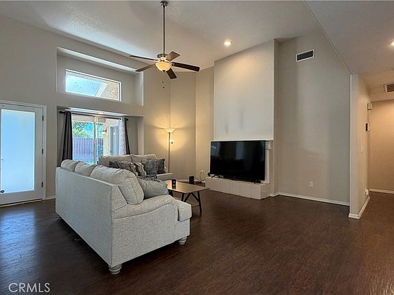 4th image of 1145 E Woodhaven Ln