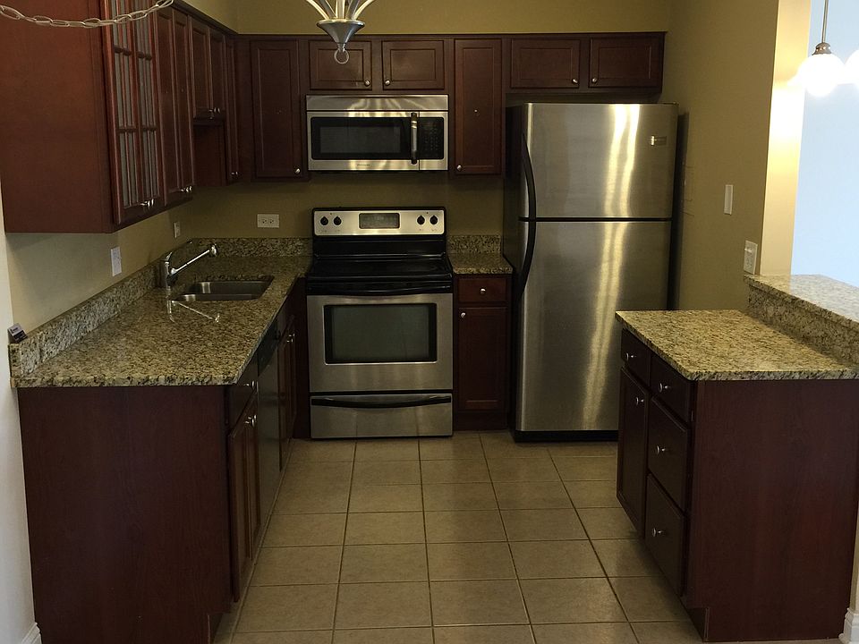 1st image of 580 Lawrence Ave APT 205