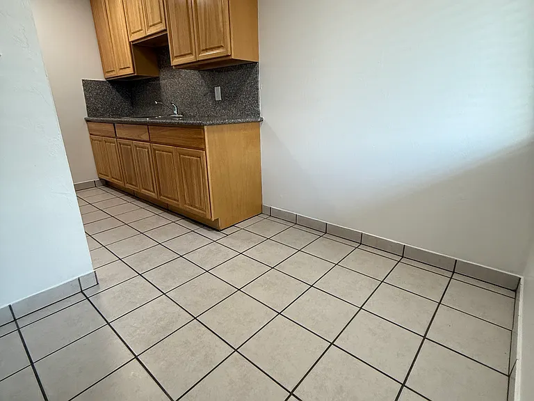 650 S 8th St #16 — Photo 5
